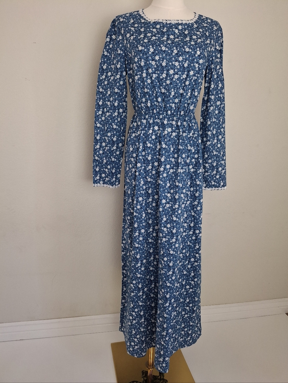 Scarlet Darkness Longsleeve Calico Floral Print Maxi Dress NWT - Picture 2 of 13